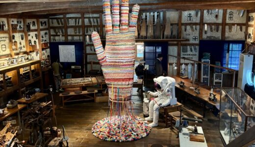 まるで物語の中！「手袋ギャラリー」で瀬戸内国際芸術祭 2025 の作品を鑑賞ッ！＠香川県東かがわ市