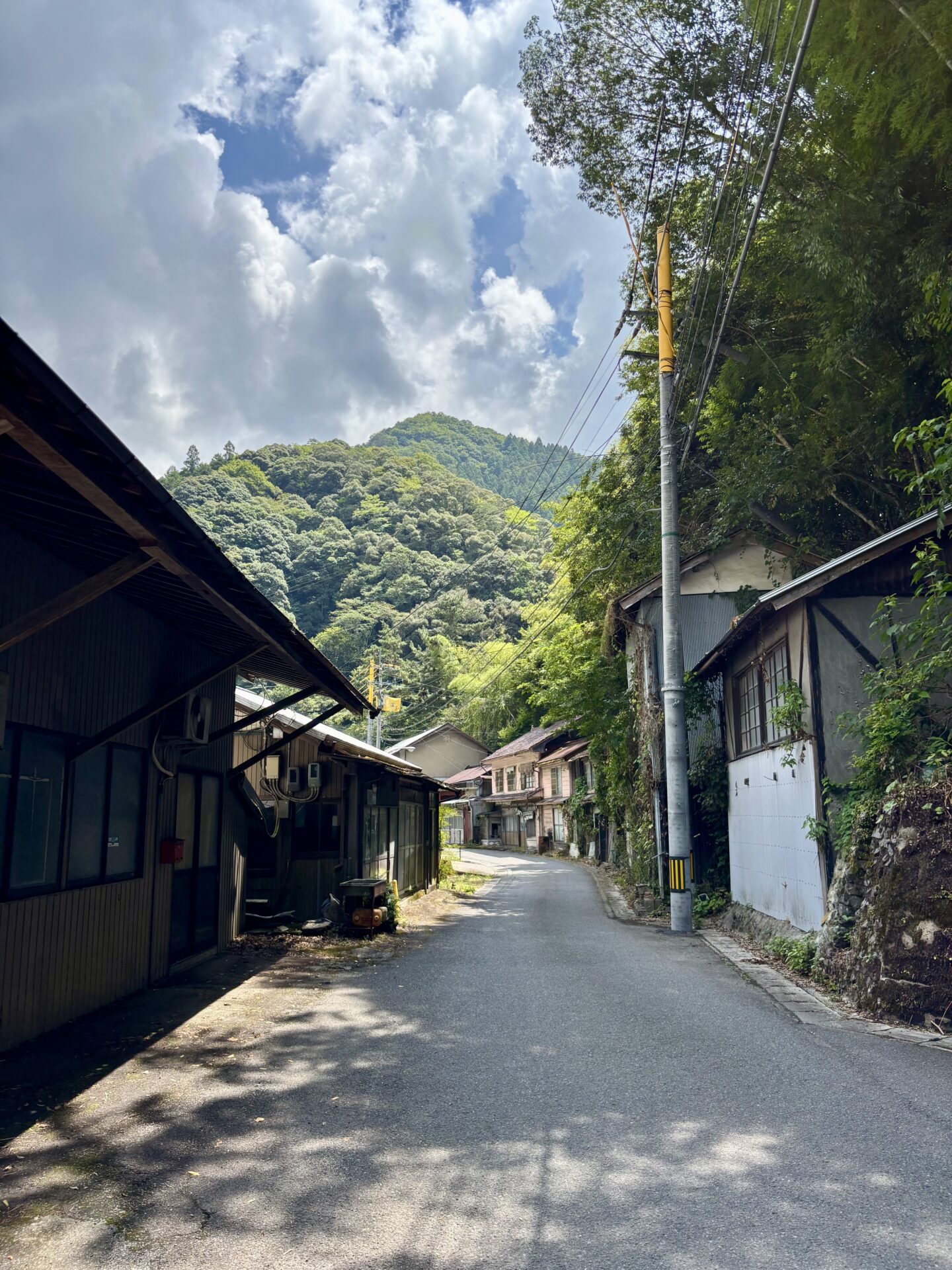 廃墟群の入口