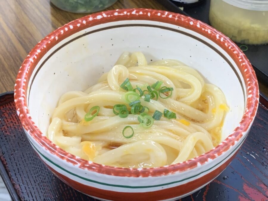 娘の釜玉うどん小
