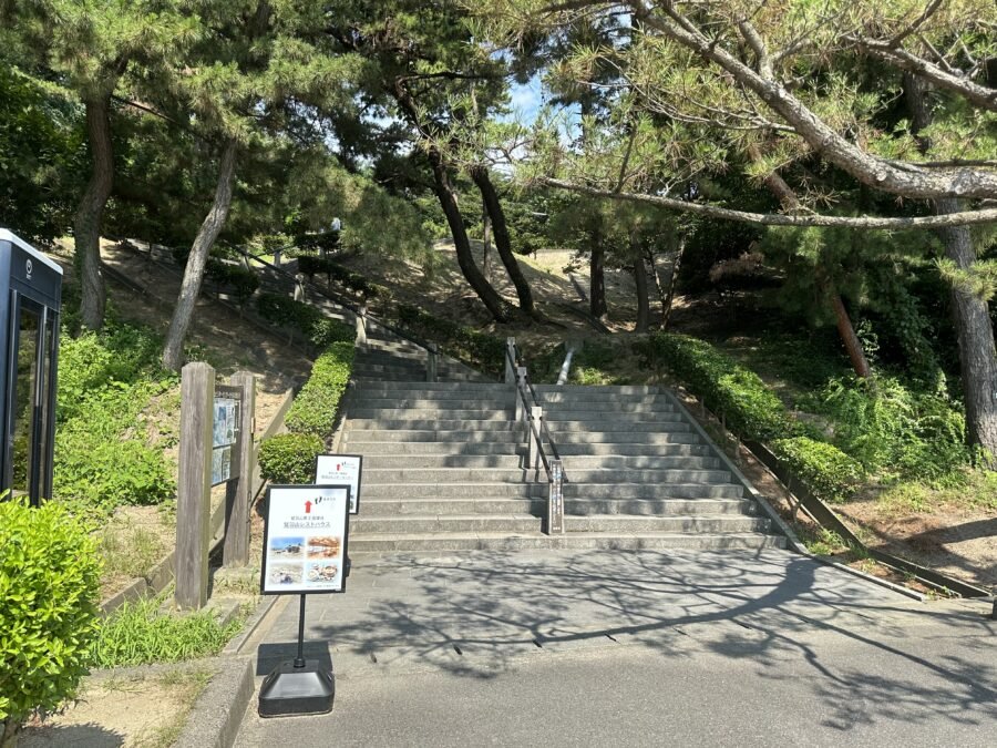 展望台への階段1