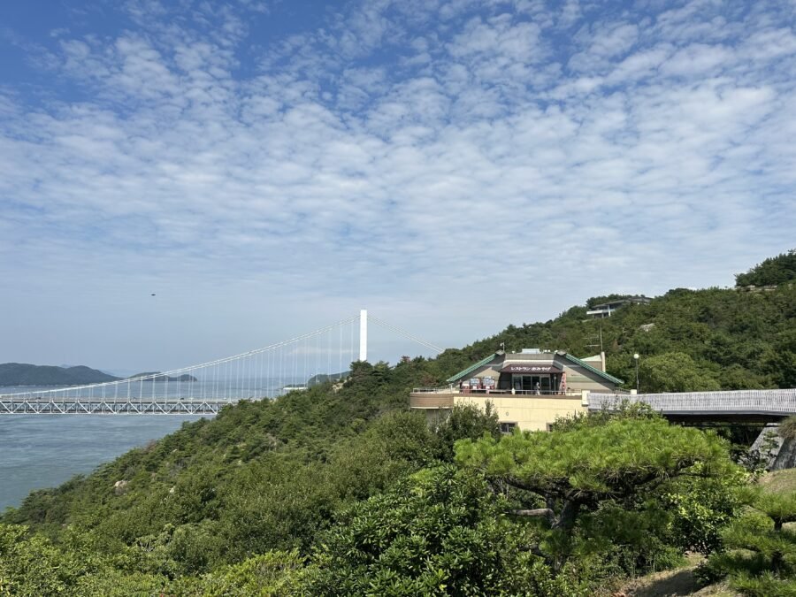 鷲羽山レストハウス外観