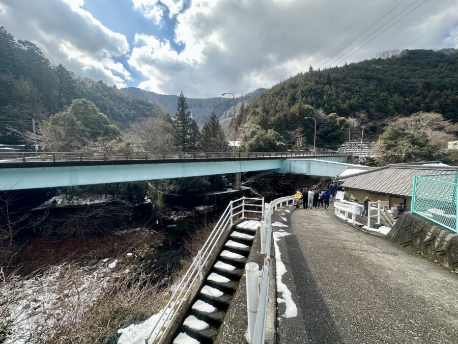 すでに行列ができています。