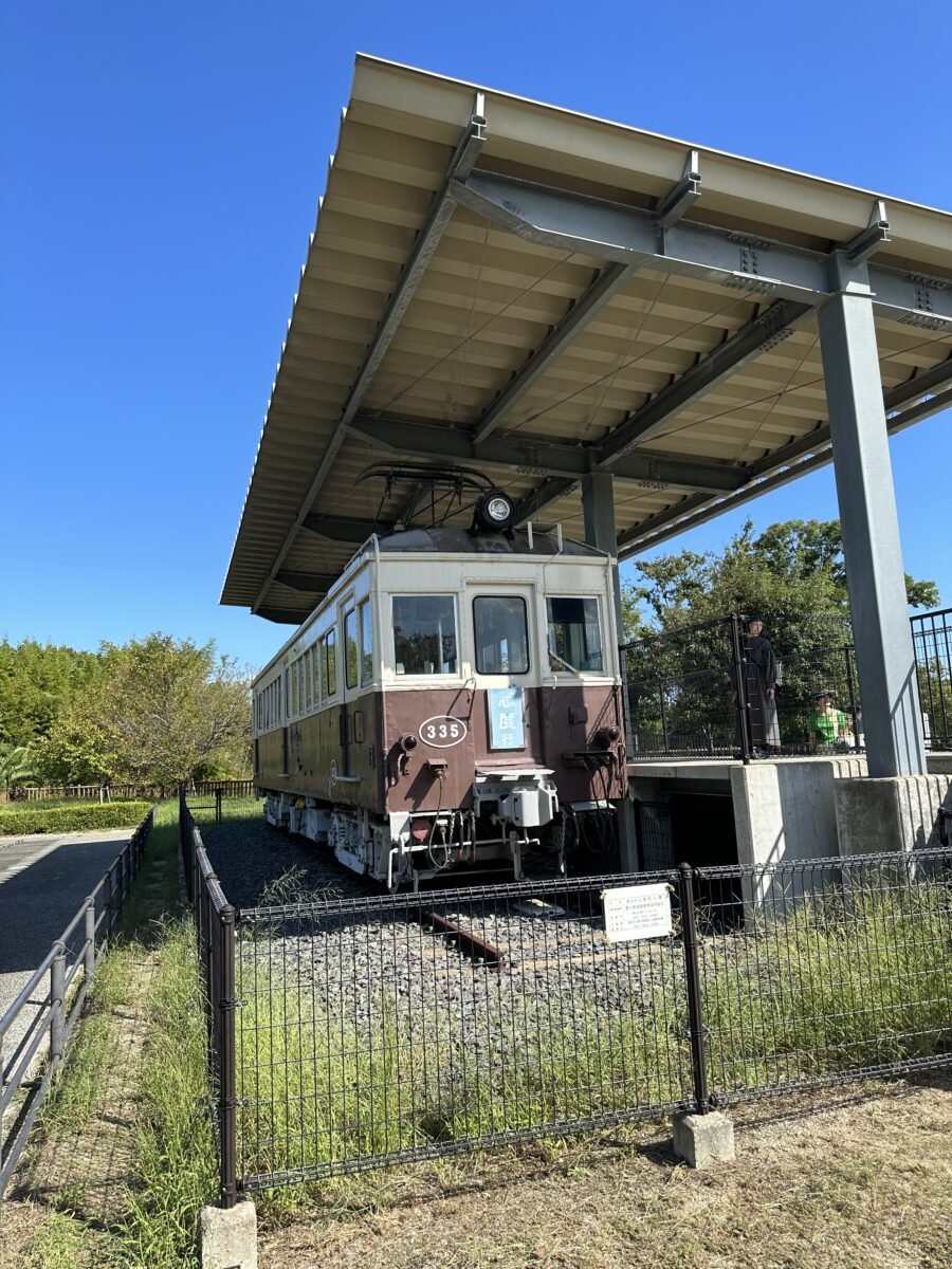 コトデン335号の外観