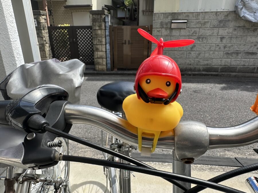 アヒル隊長を自転車に取り付け