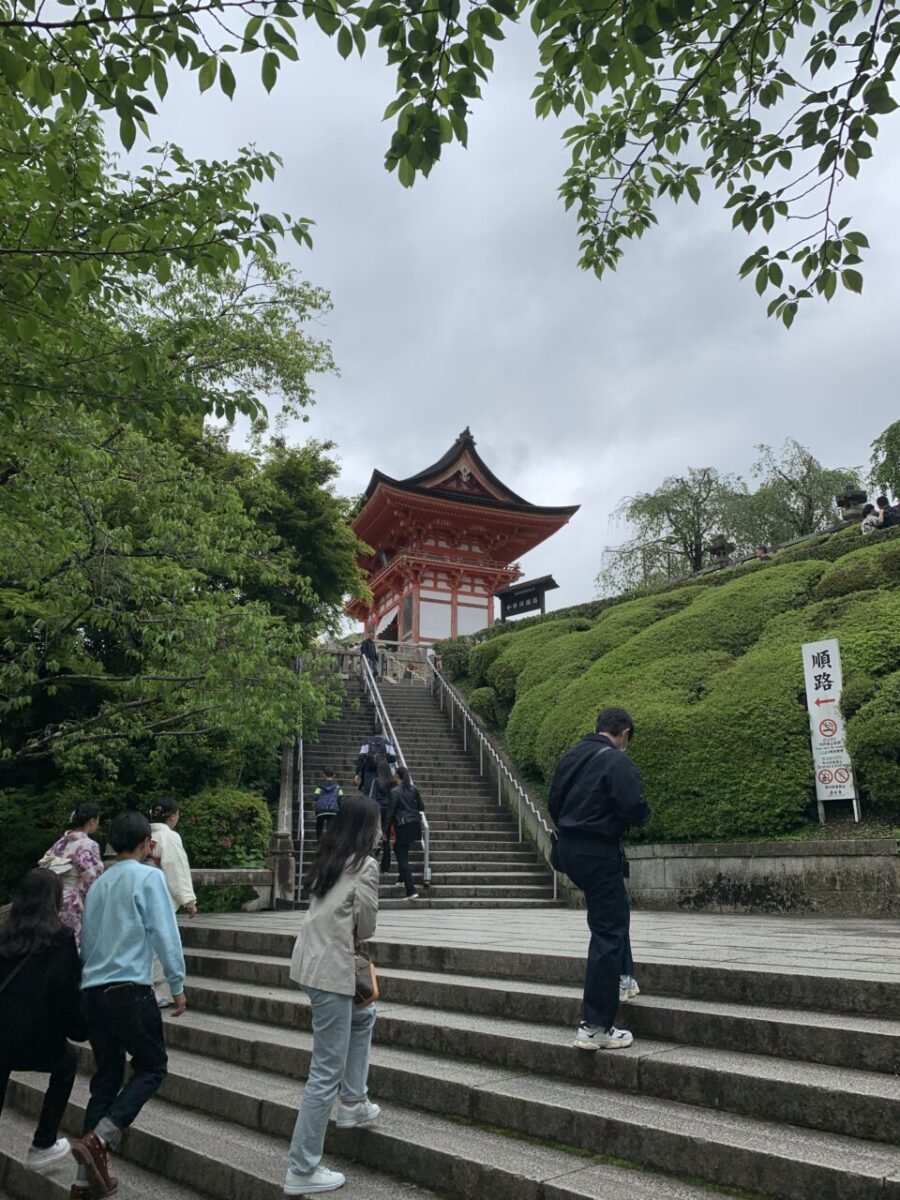 清水寺の仁王門