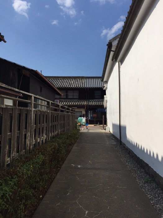 趣のある細道
